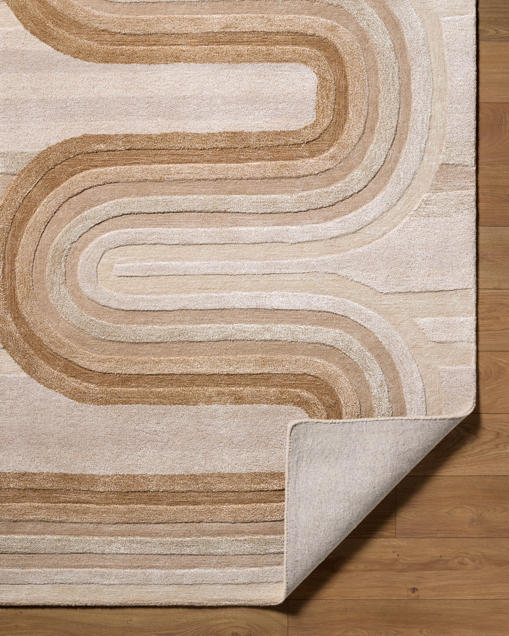 Fuji rug by Surya