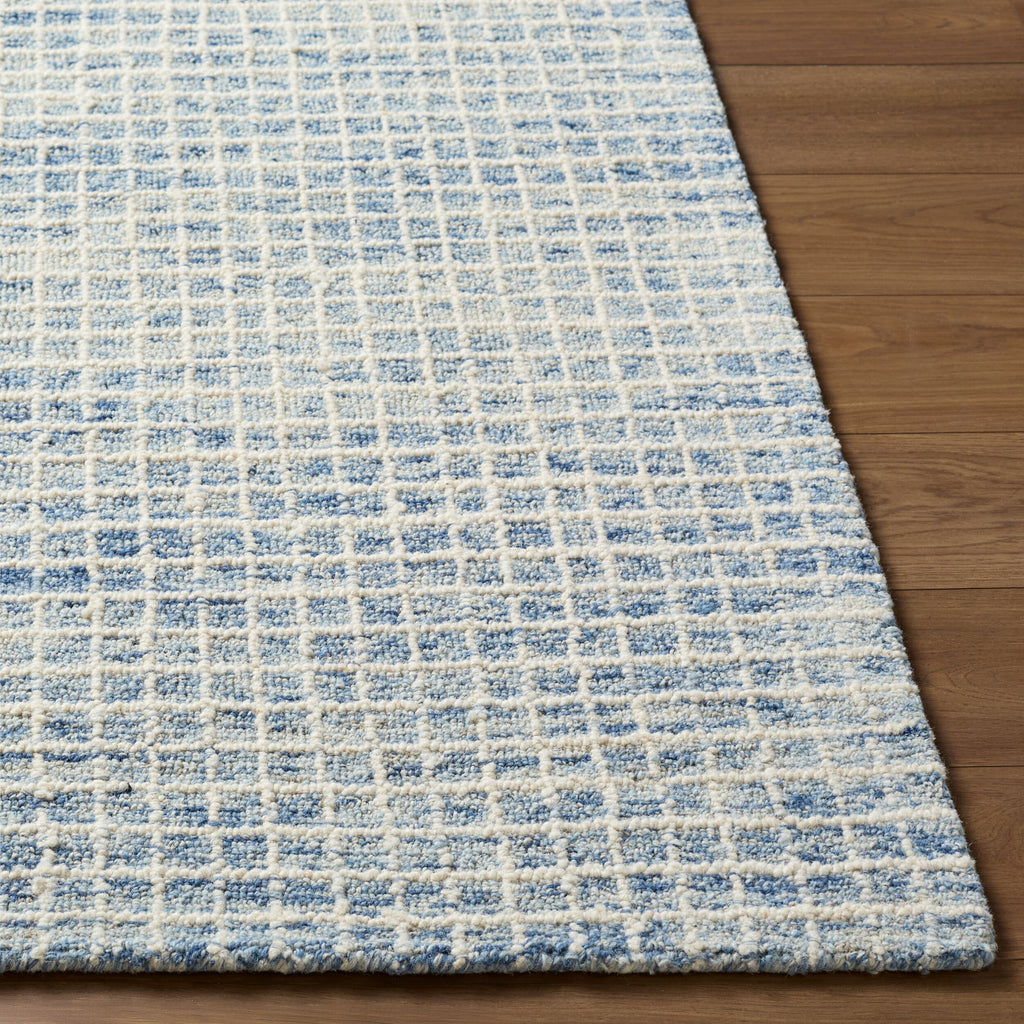 Andreas rug by Surya
